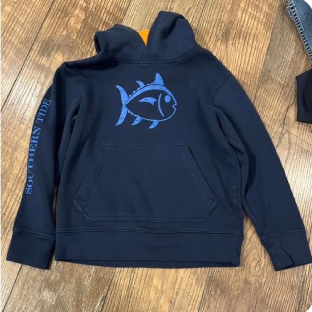 Southern Tide hoodie